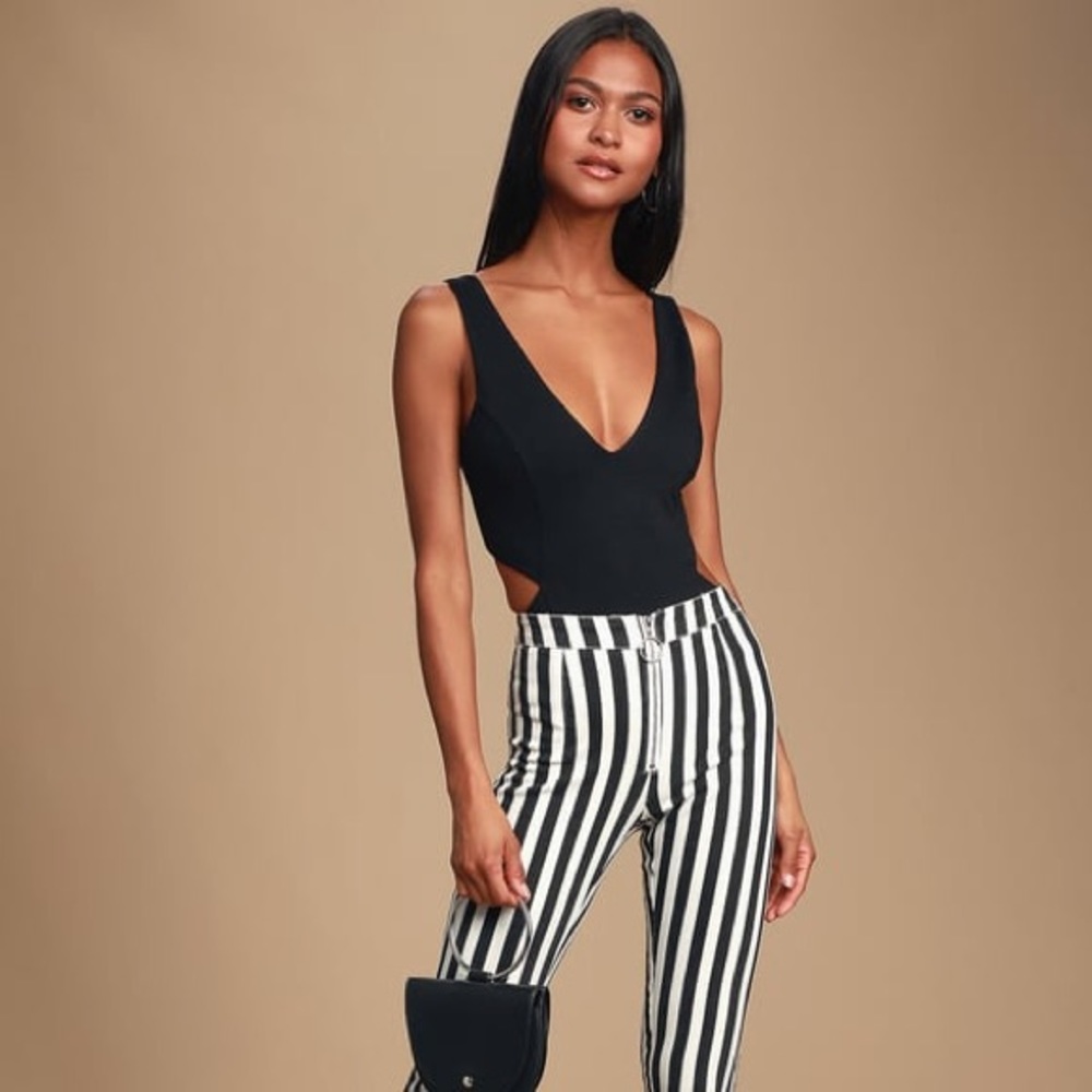 NWT Lulus black bodysuit